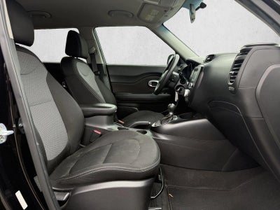 2018 Kia Soul + Auto