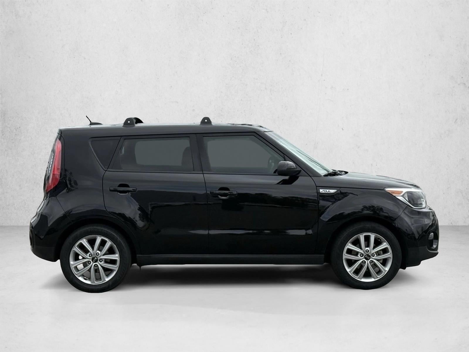 2018 Kia Soul + Auto