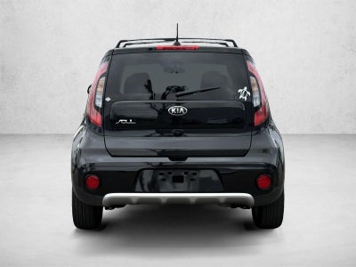 2018 Kia Soul + Auto