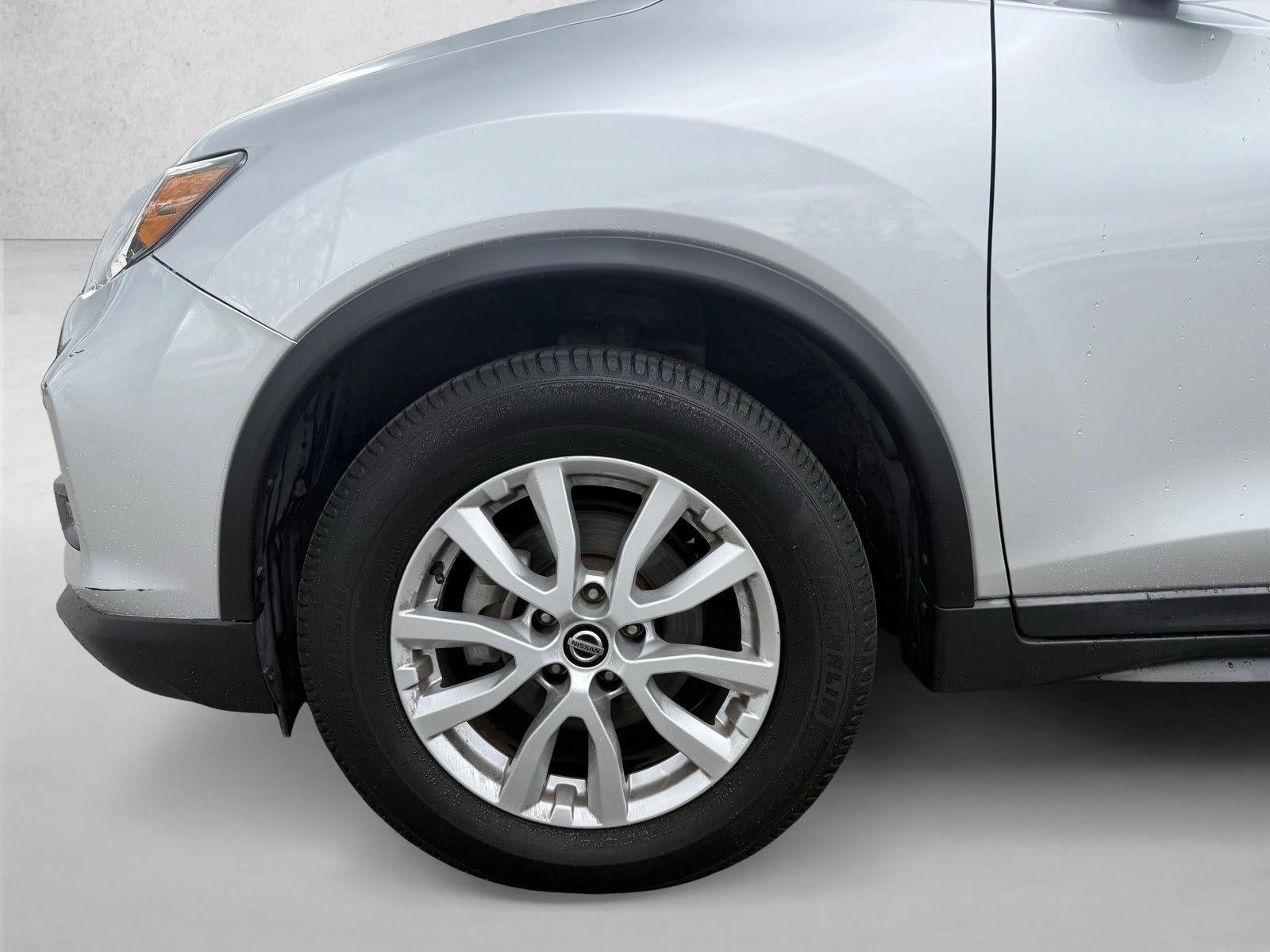 2018 Nissan Rogue FWD SV