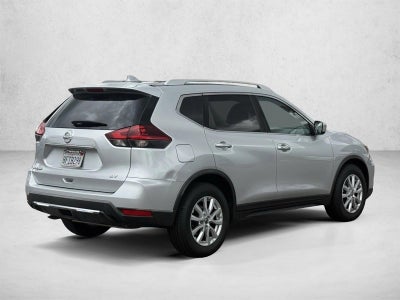 2018 Nissan Rogue FWD SV