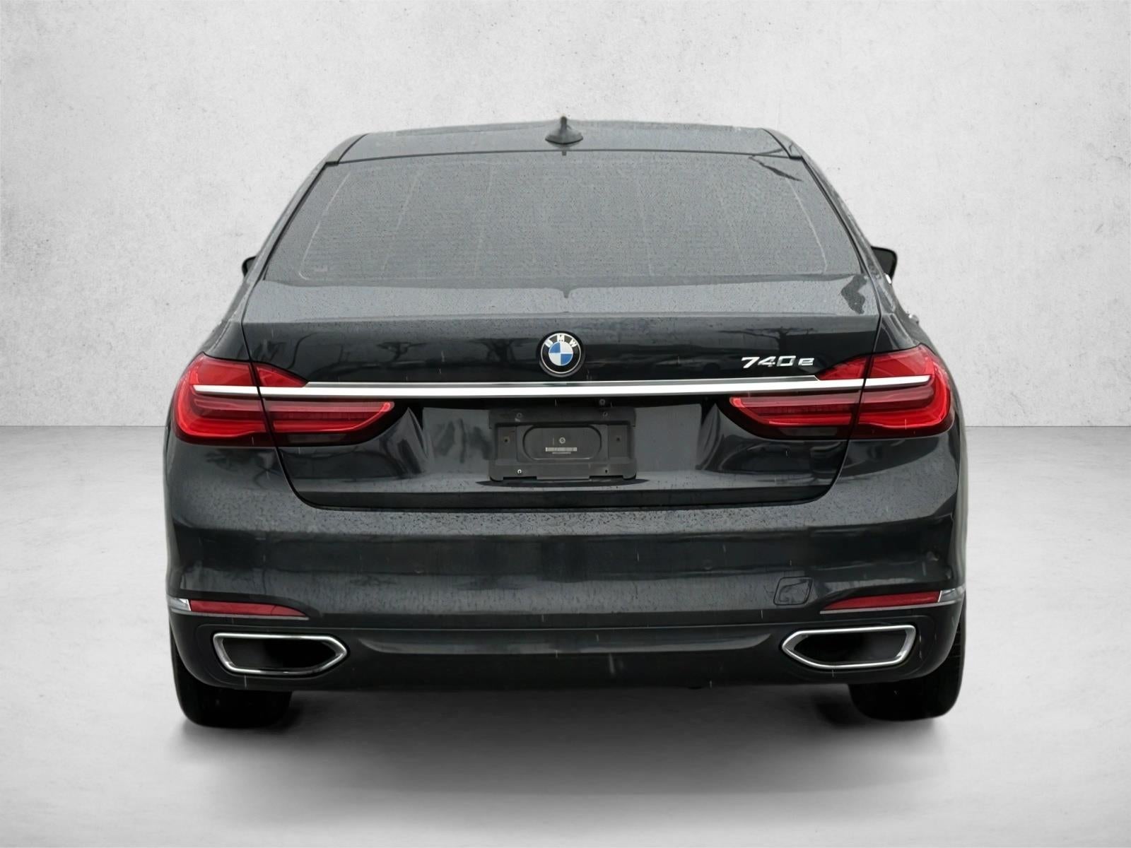 2018 BMW 740e xDrive iPerformance Plug-In Hybrid