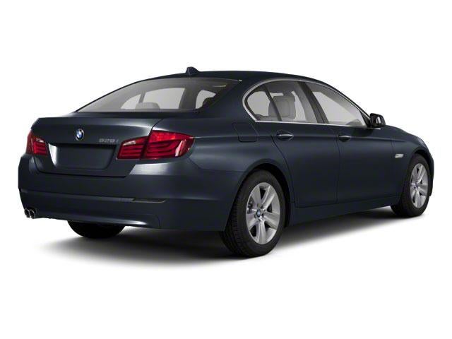 2011 BMW 550i Sedan