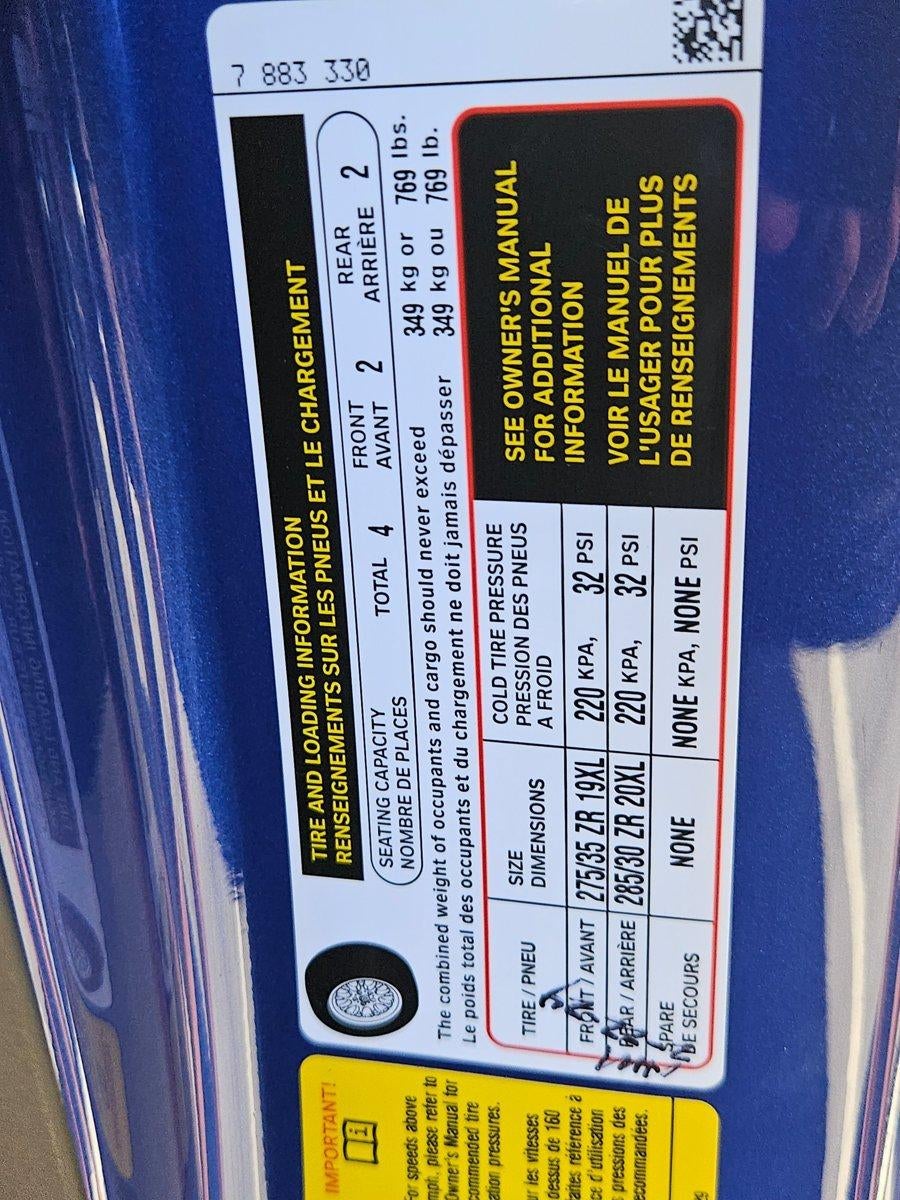 2022 BMW M4 M4 Competition xDrive Coupe