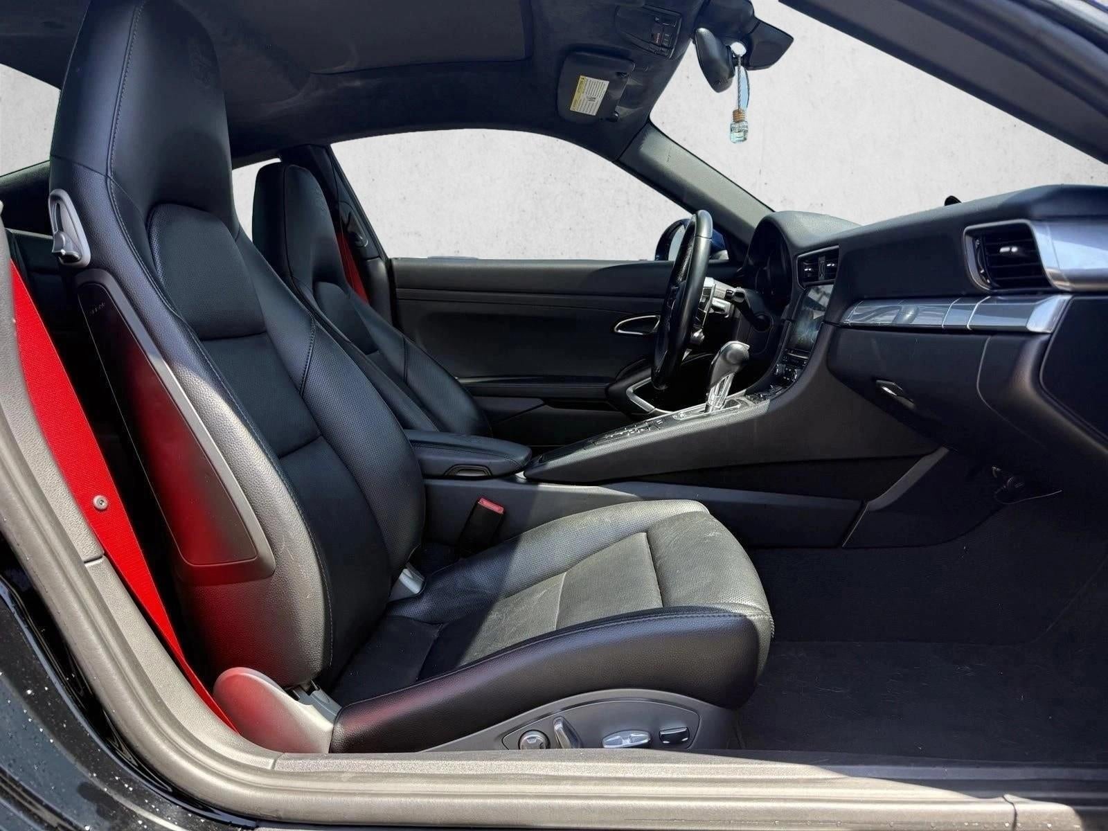 2017 Porsche 911 Carrera 4S Coupe