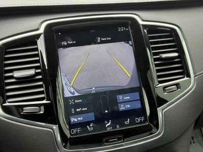 2019 Volvo XC90 T8 eAWD Plug-In Hybrid R-Design