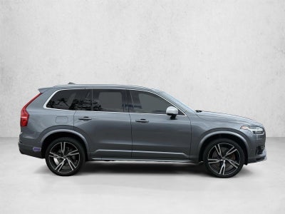 2019 Volvo XC90 T8 eAWD Plug-In Hybrid R-Design