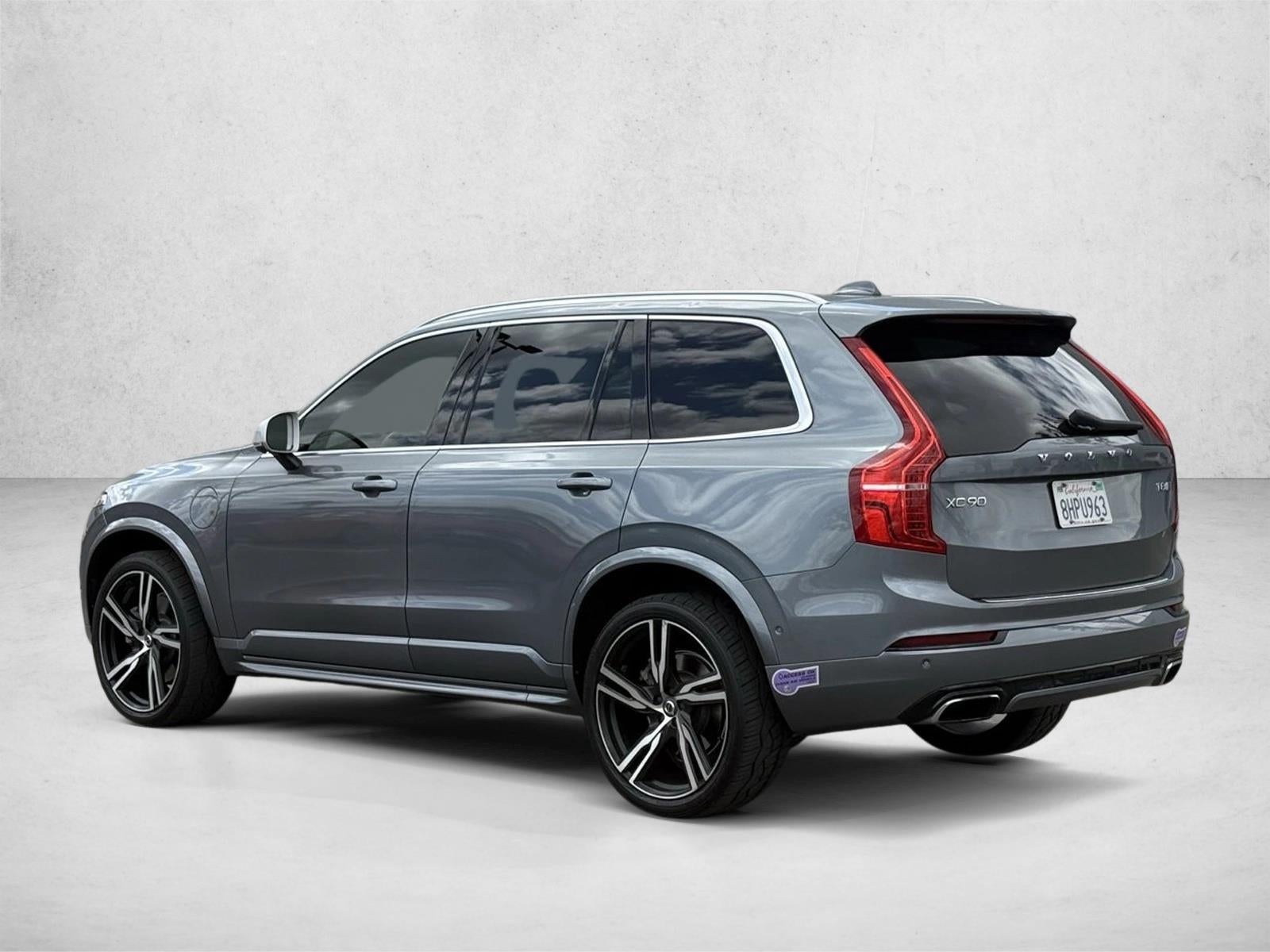 2019 Volvo XC90 T8 eAWD Plug-In Hybrid R-Design