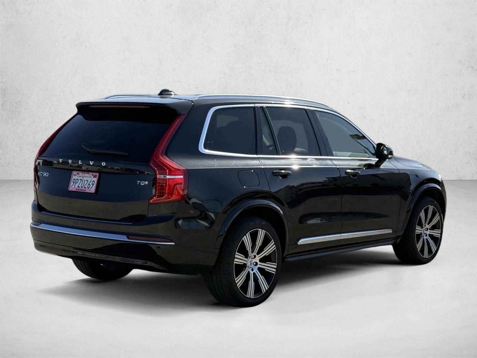 2025 Volvo XC90 Plug-In Hybrid T8 AWD Plus 7-Seater