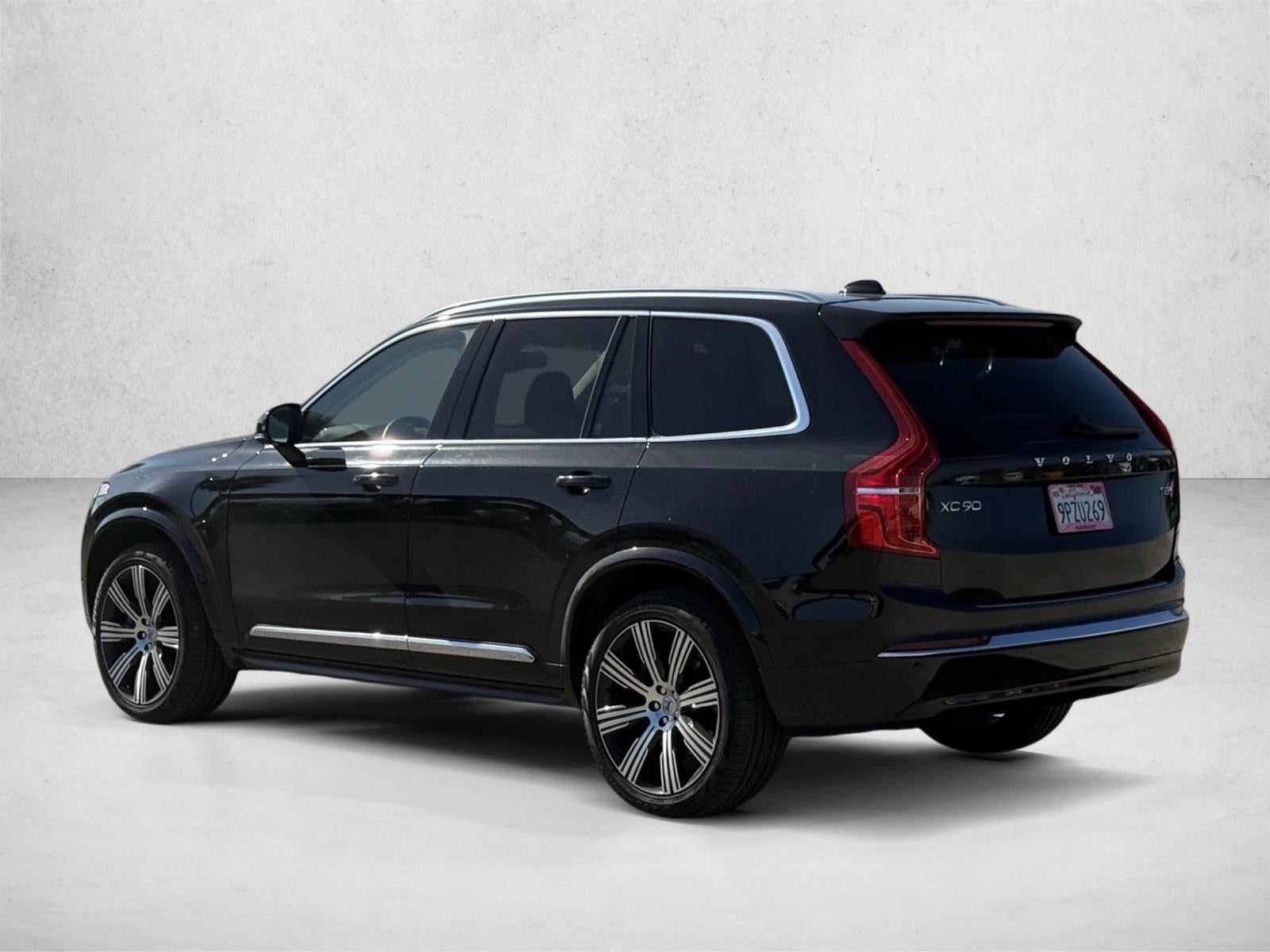 2025 Volvo XC90 Plug-In Hybrid T8 AWD Plus 7-Seater