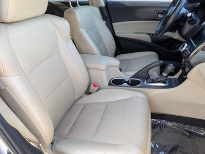 2017 Acura ILX Sedan w/Premium Pkg