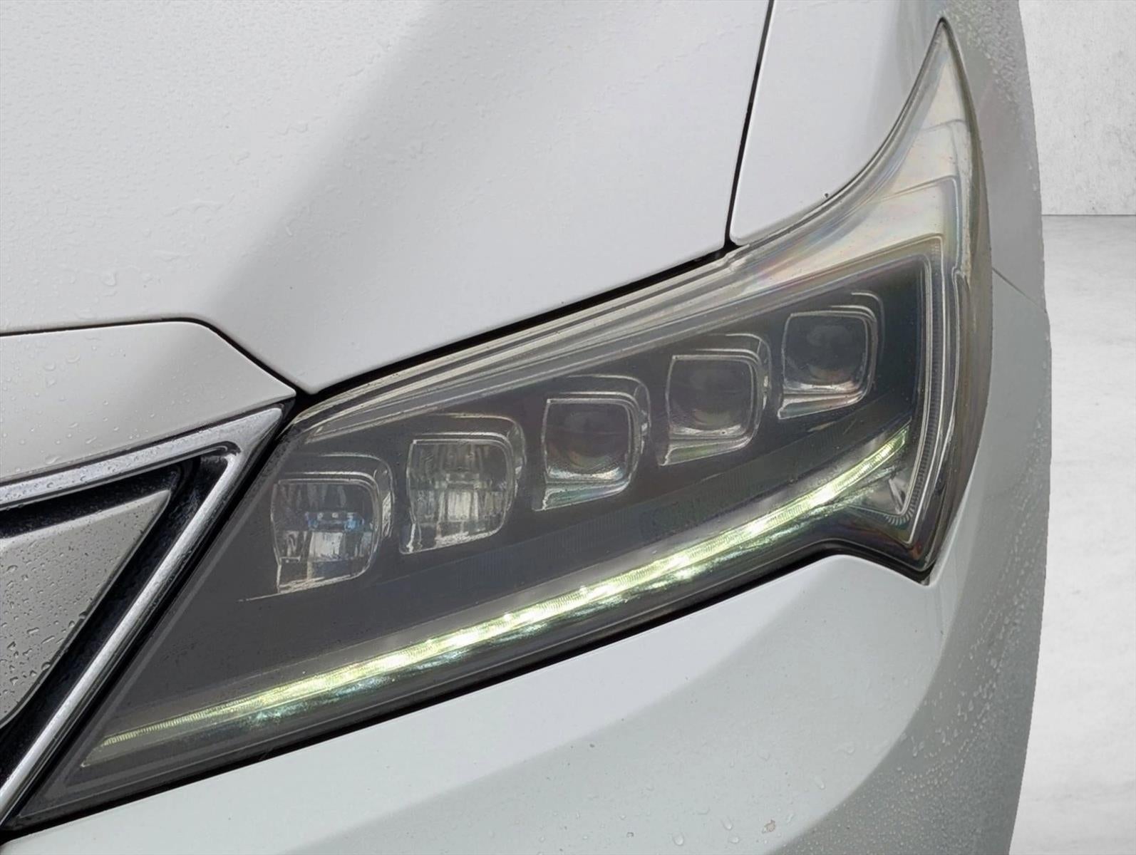 2017 Acura ILX Sedan w/Premium Pkg