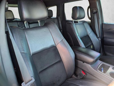 2017 Jeep Grand Cherokee Altitude 4x2 *Ltd Avail*