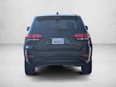 2017 Jeep Grand Cherokee Altitude 4x2 *Ltd Avail*