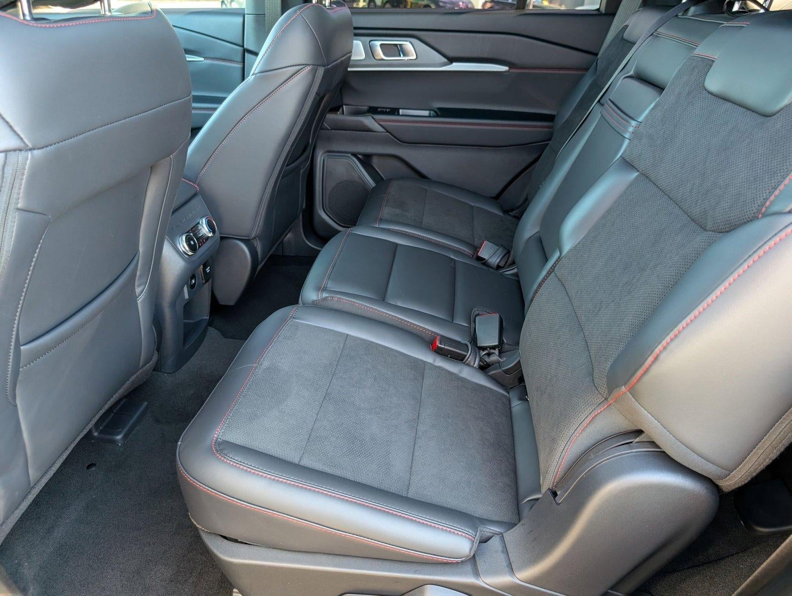 2026 Ford Explorer ST 4WD