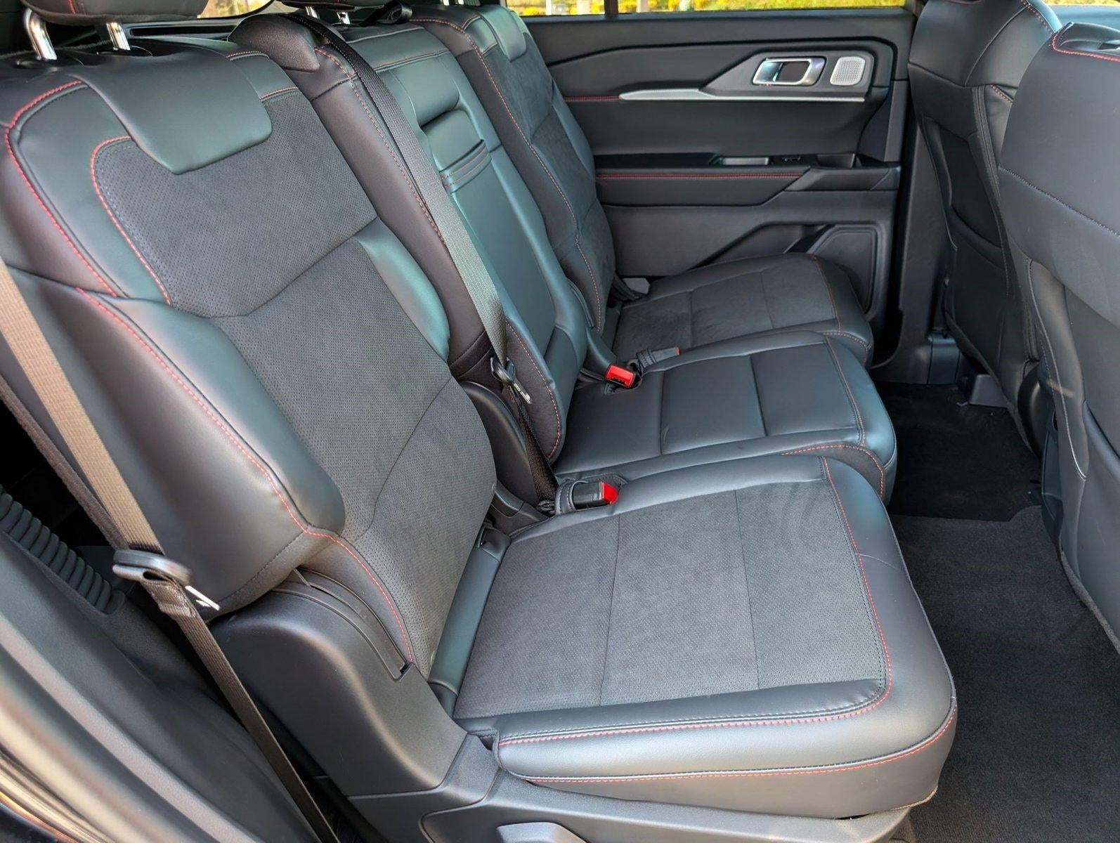 2026 Ford Explorer ST 4WD