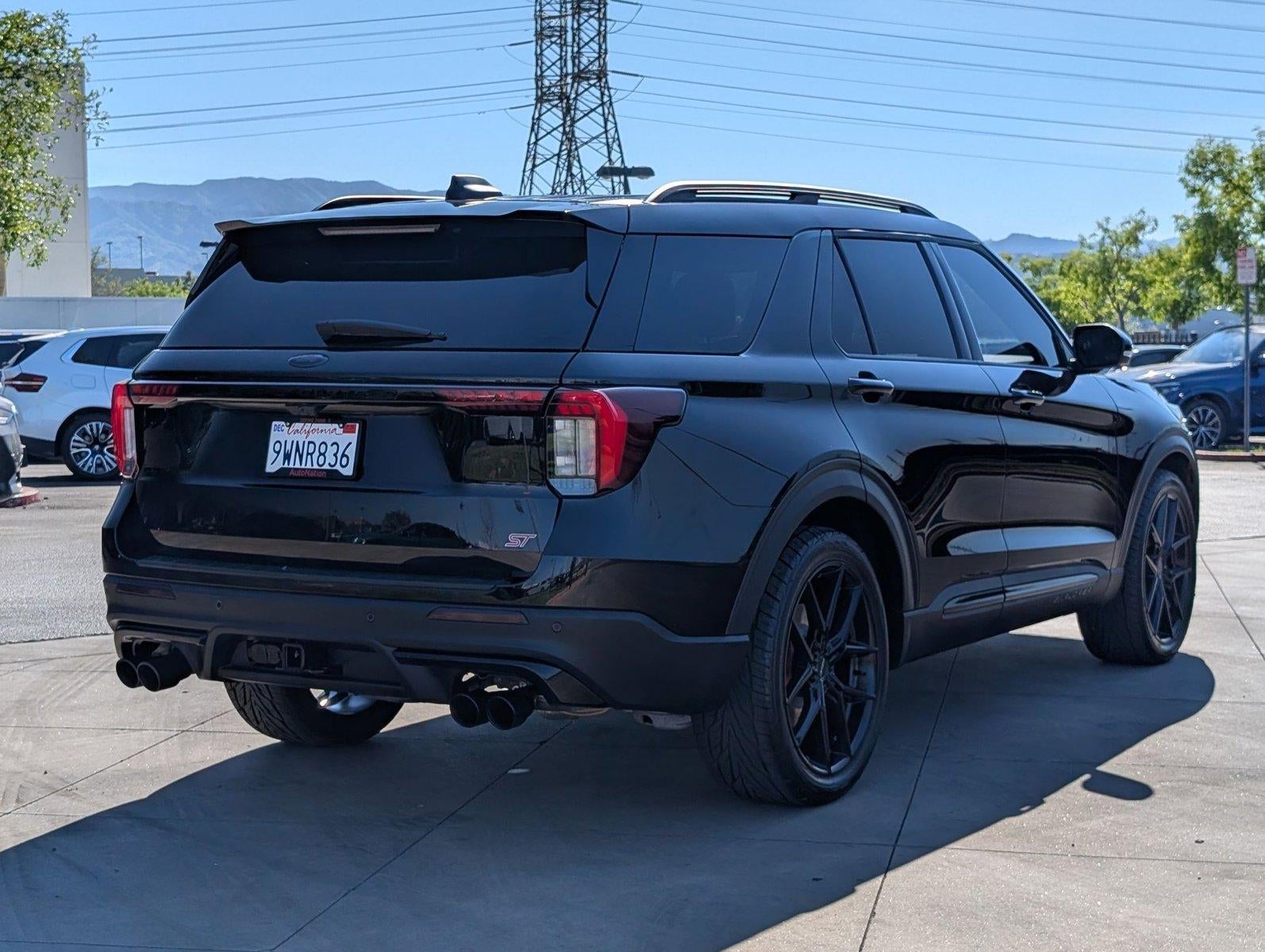 2026 Ford Explorer ST 4WD