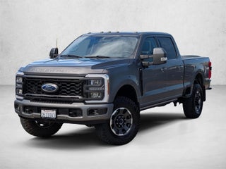 2023 Ford Super Duty F-350 SRW LARIAT 4WD Crew Cab 6.75' Box
