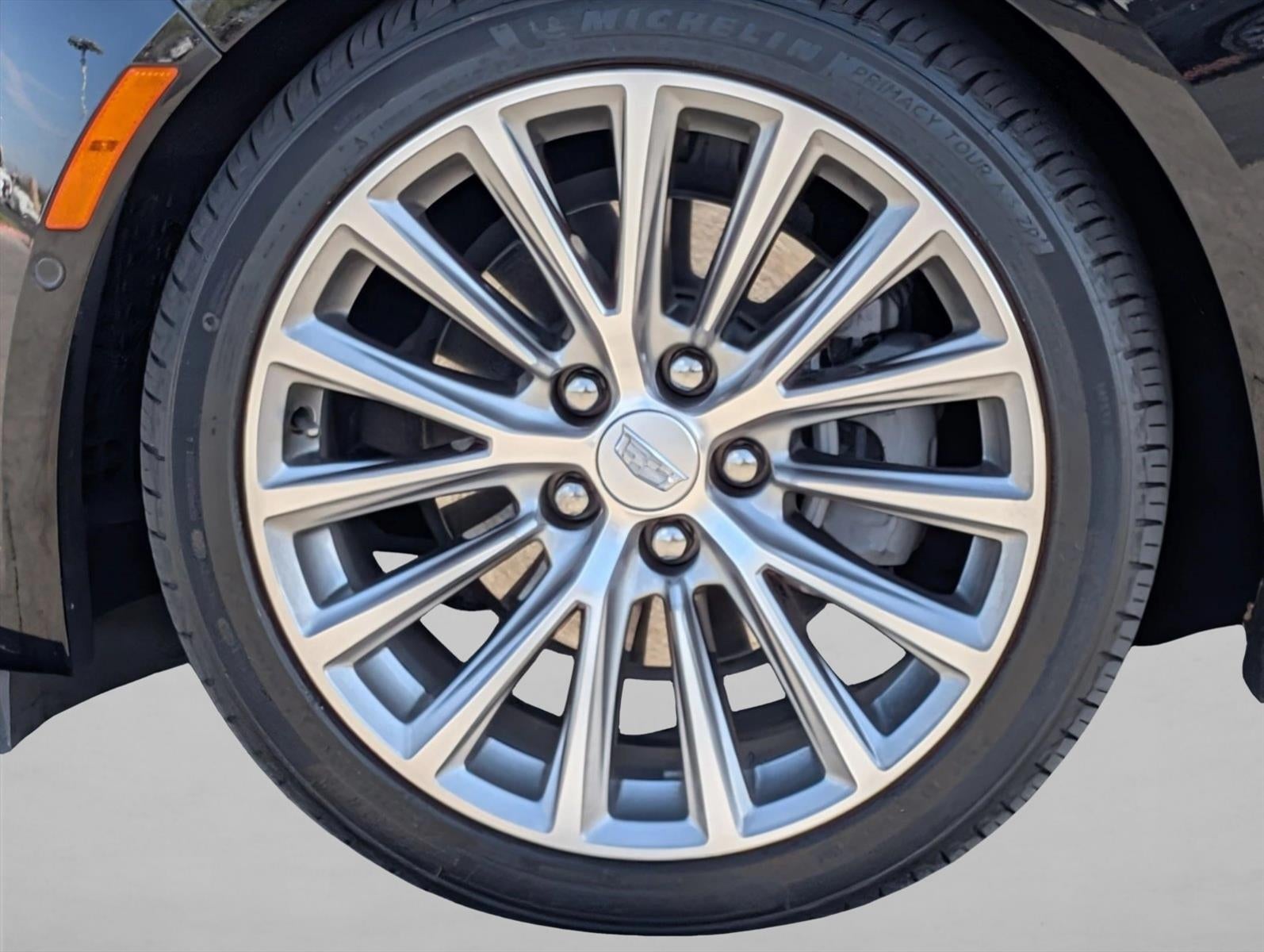 2022 Cadillac CT5 4dr Sdn Premium Luxury