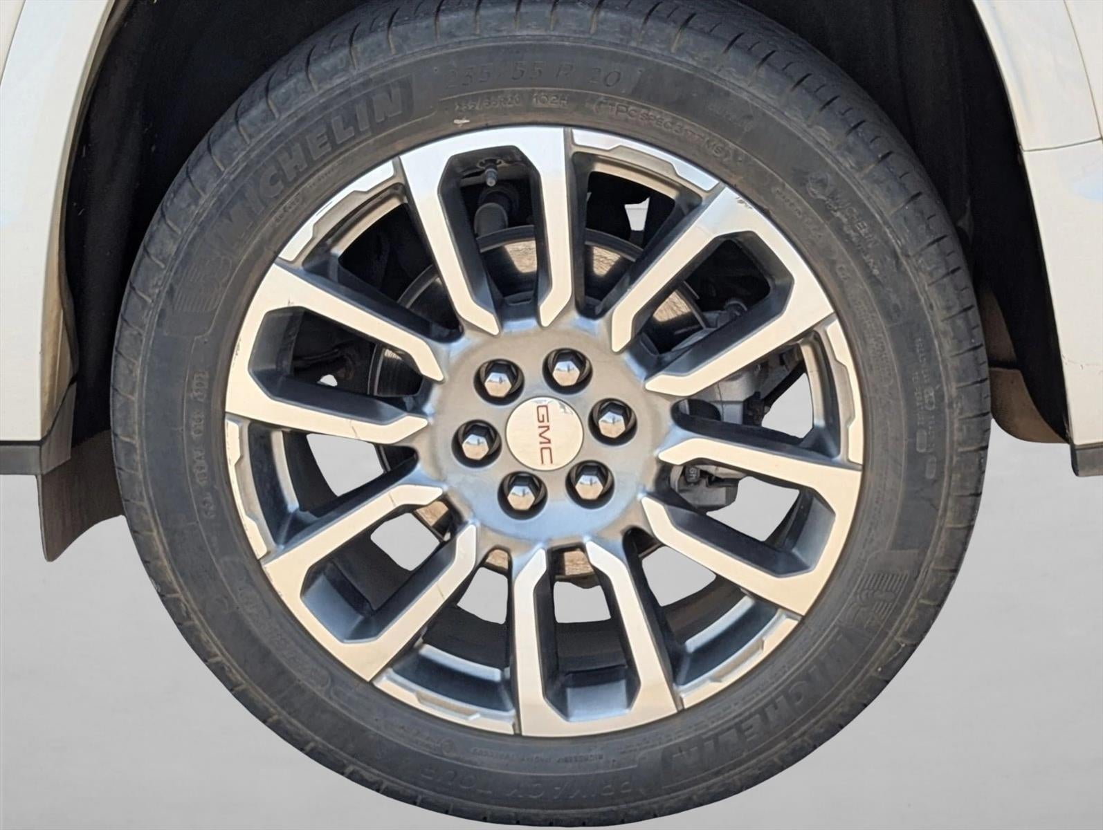 2023 GMC Acadia FWD Denali