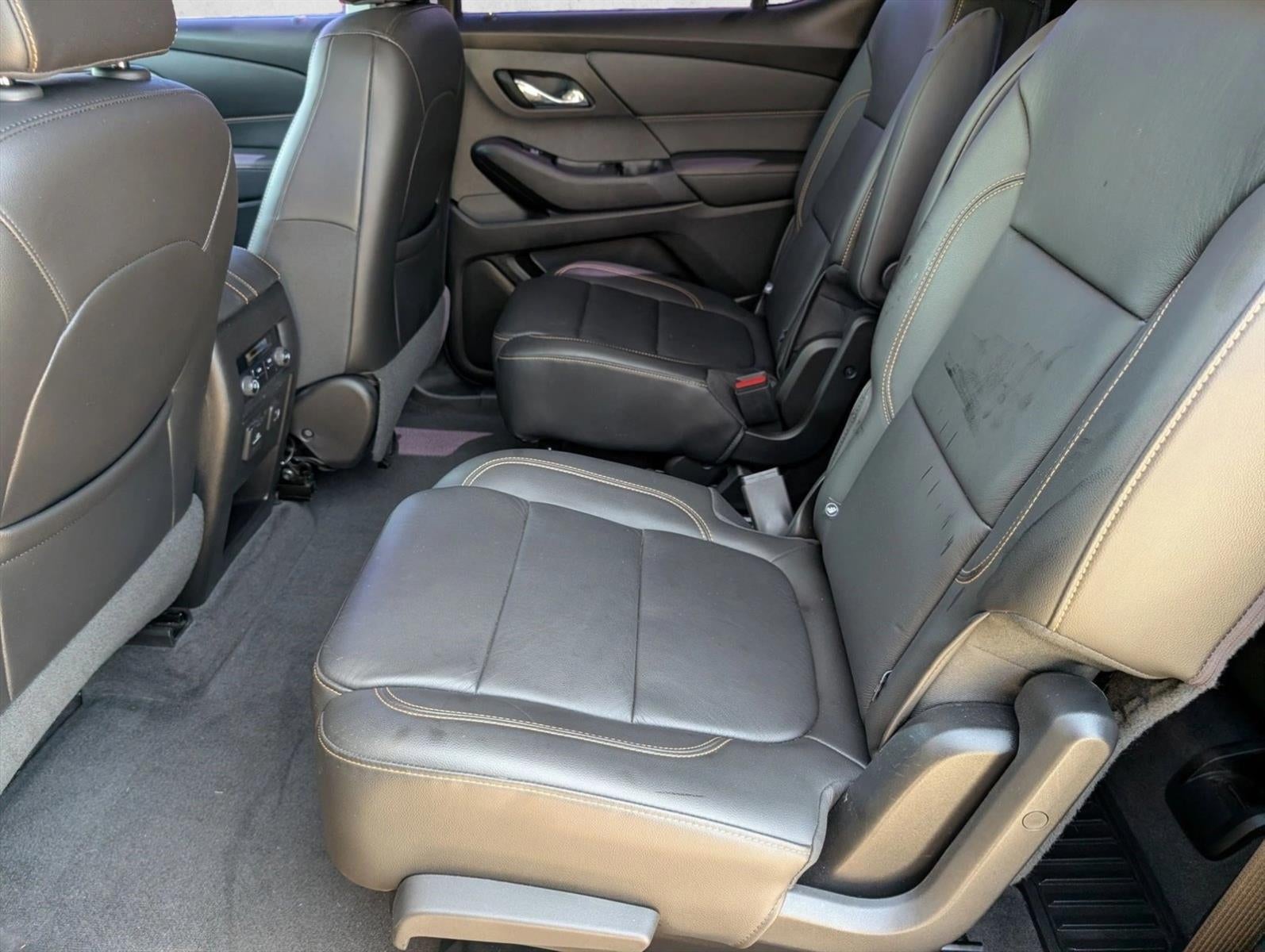2020 Chevrolet Traverse FWD 2LT