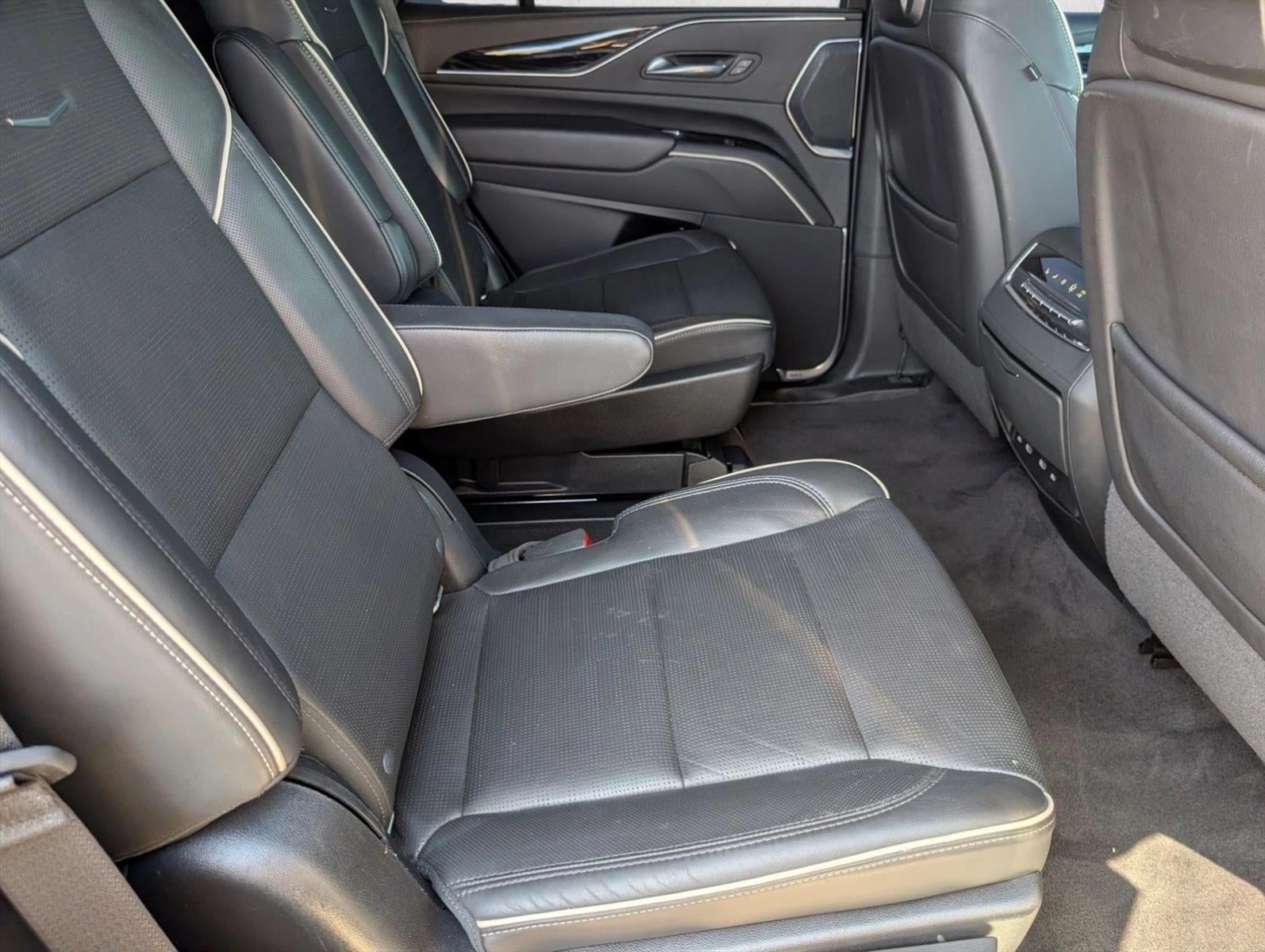 2022 Cadillac Escalade RWD Sport