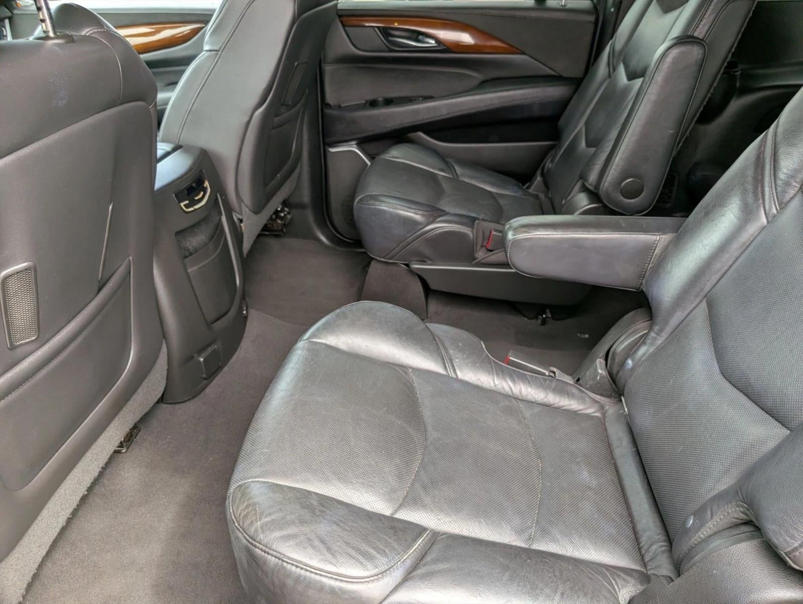 2020 Cadillac Escalade ESV RWD Luxury