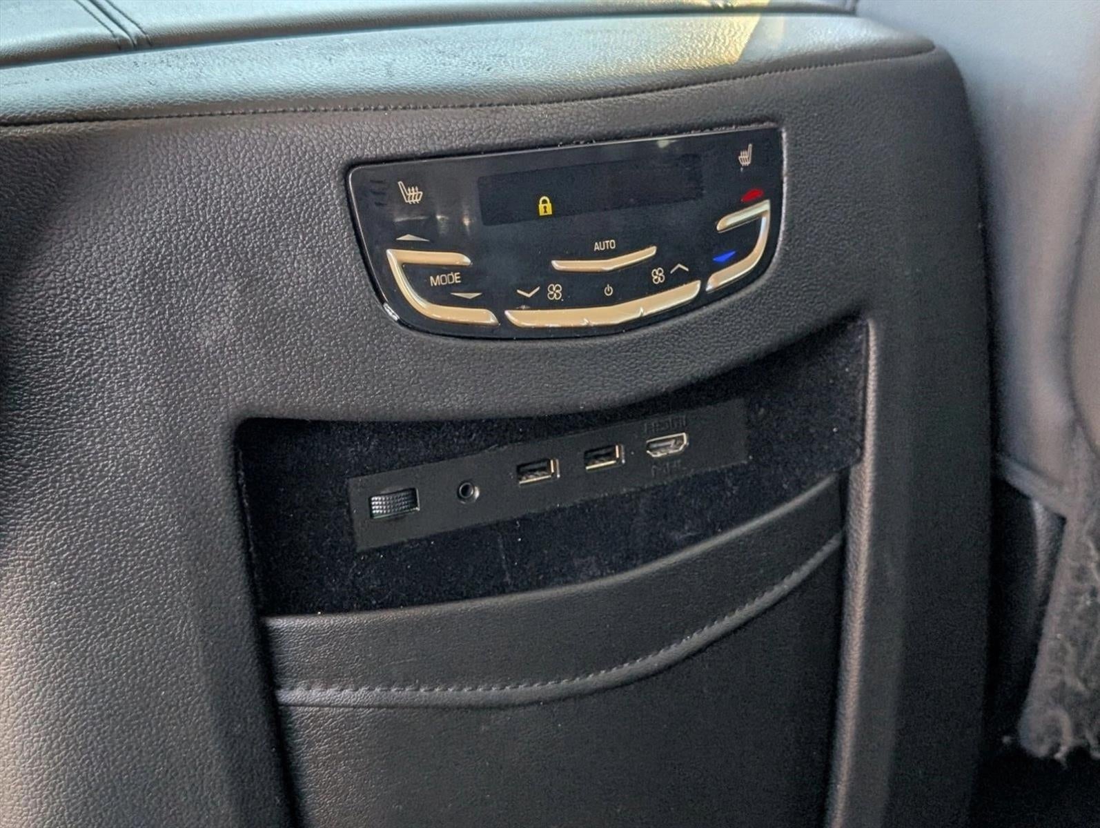 2020 Cadillac Escalade ESV RWD Luxury