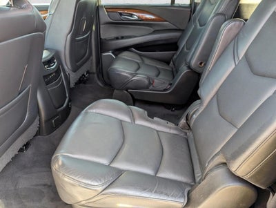 2020 Cadillac Escalade ESV RWD Luxury