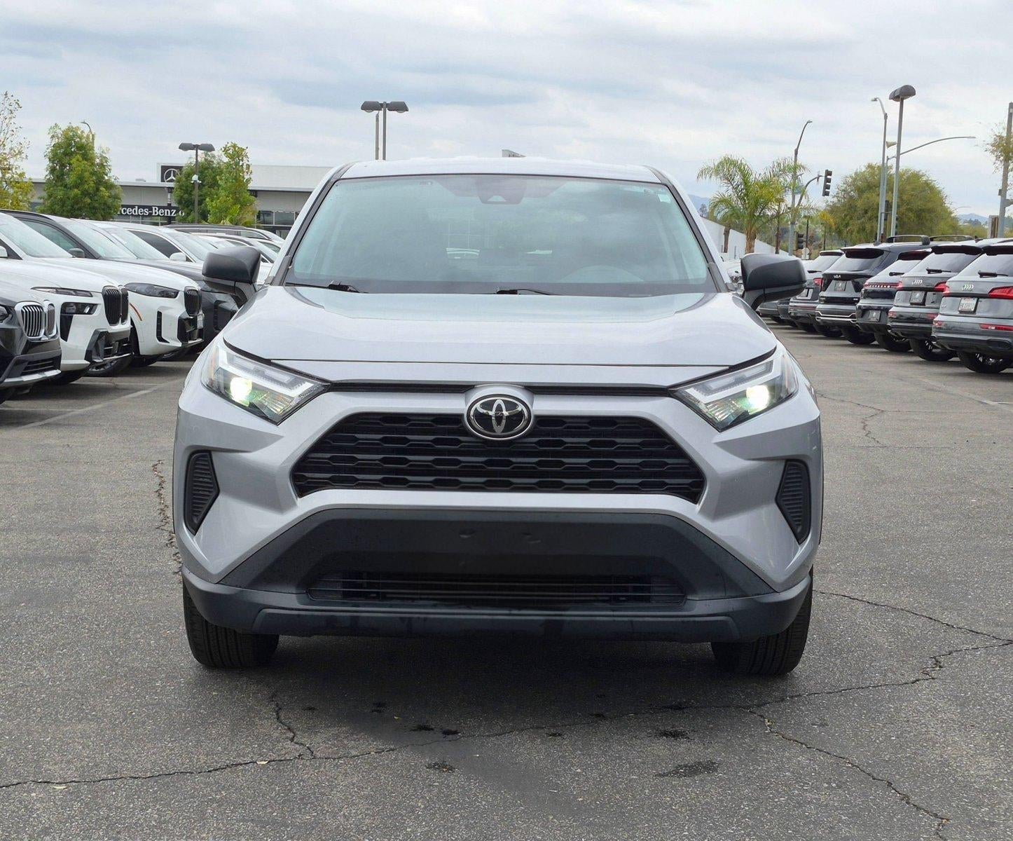 2024 Toyota RAV4 LE FWD (GS)