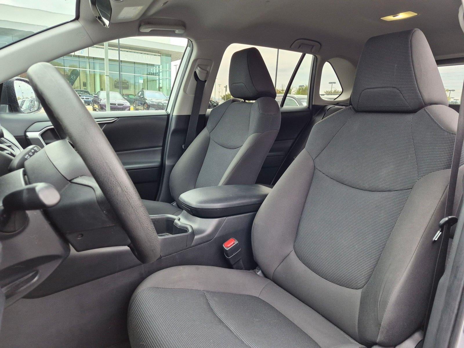 2024 Toyota RAV4 LE FWD (GS)