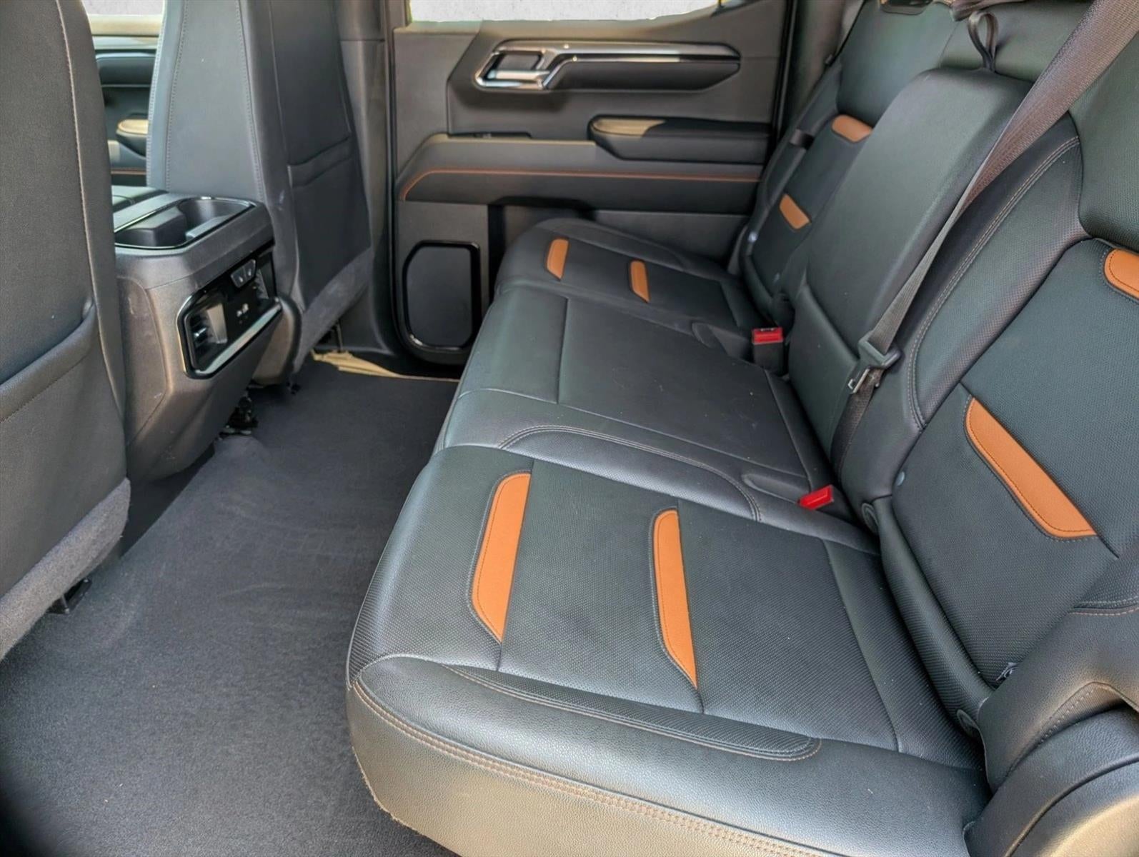 2022 GMC Sierra 1500 Crew Cab Short Box 4-Wheel Drive AT4