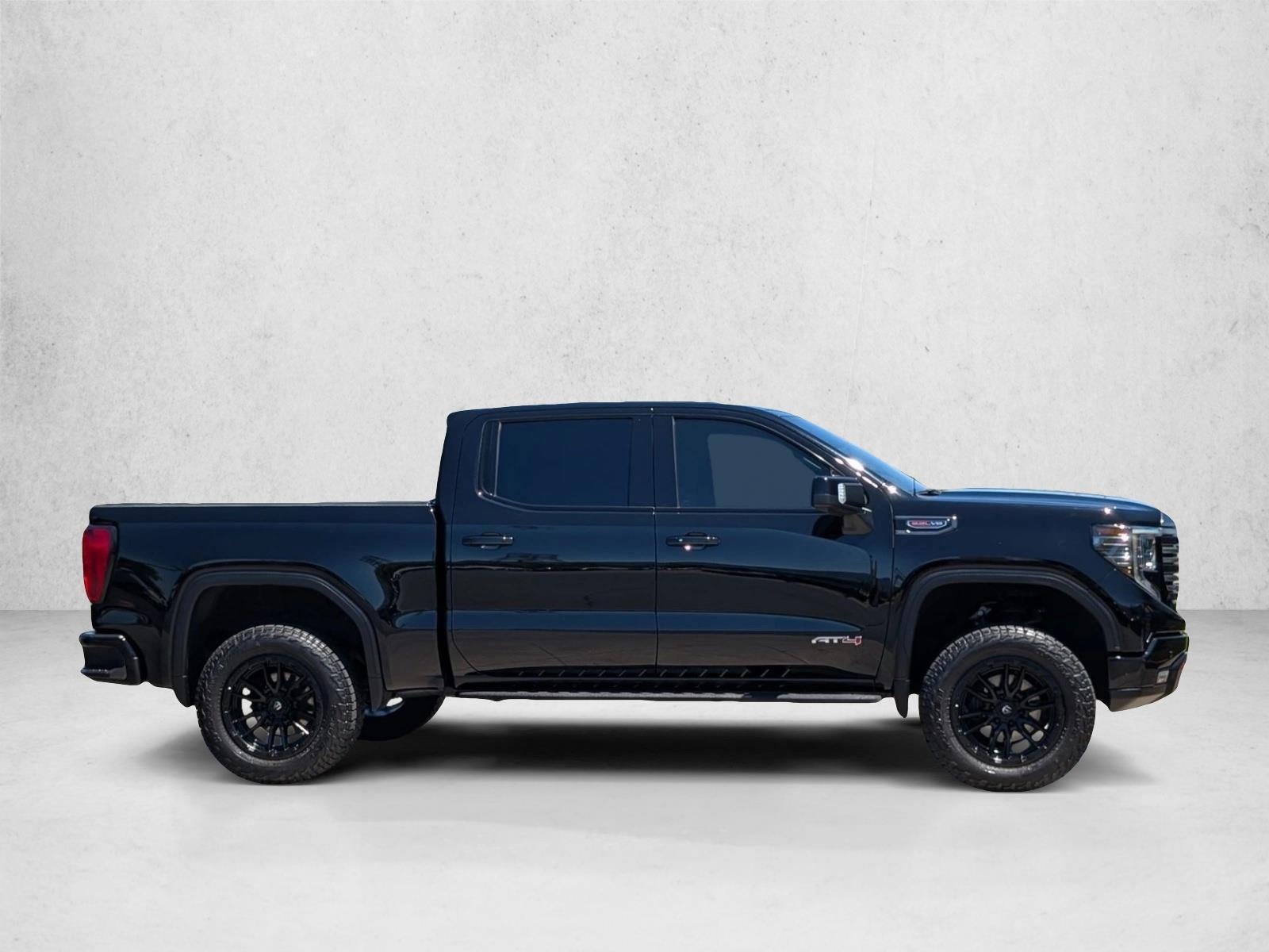 2022 GMC Sierra 1500 Crew Cab Short Box 4-Wheel Drive AT4