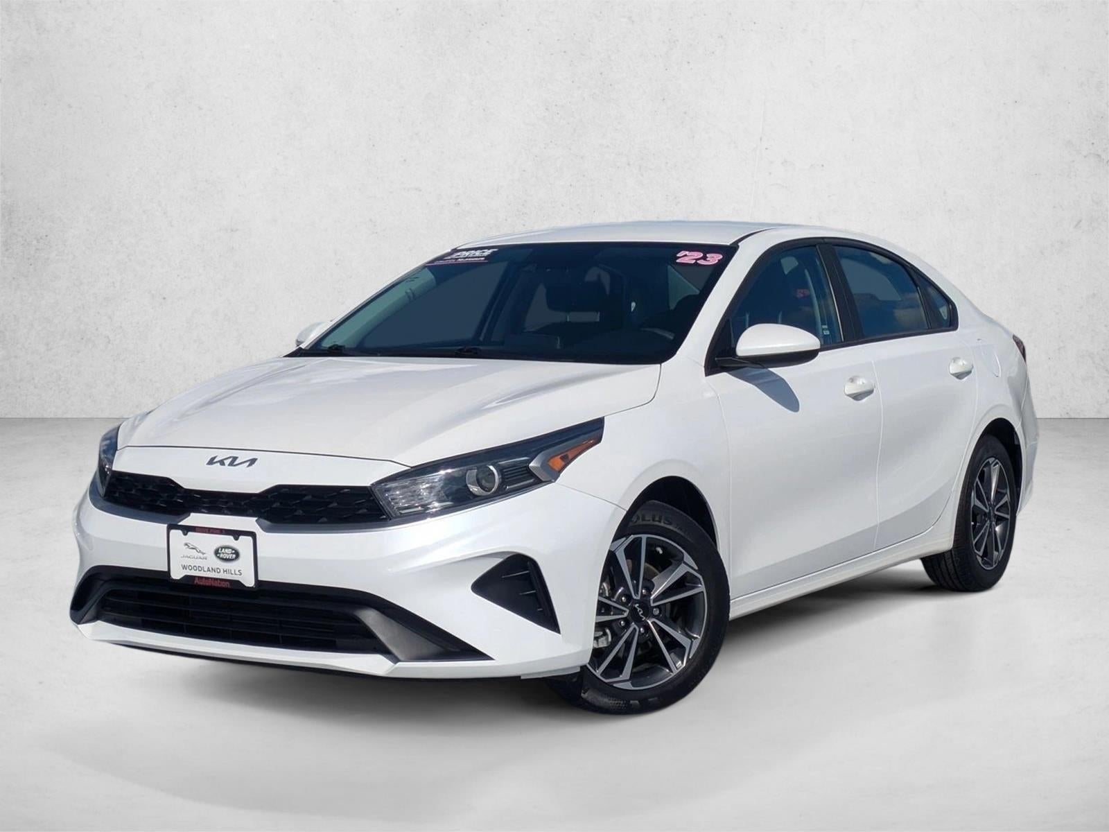 2023 Kia Forte LXS IVT