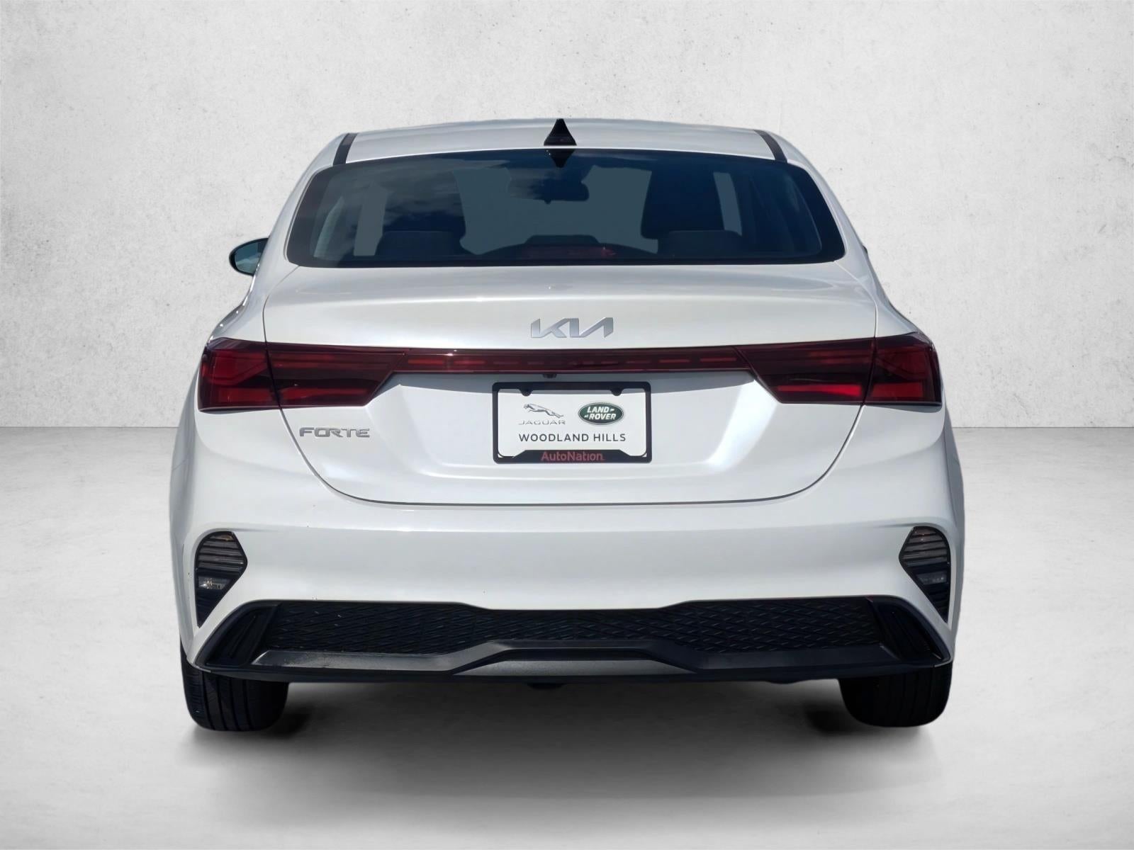 2023 Kia Forte LXS IVT