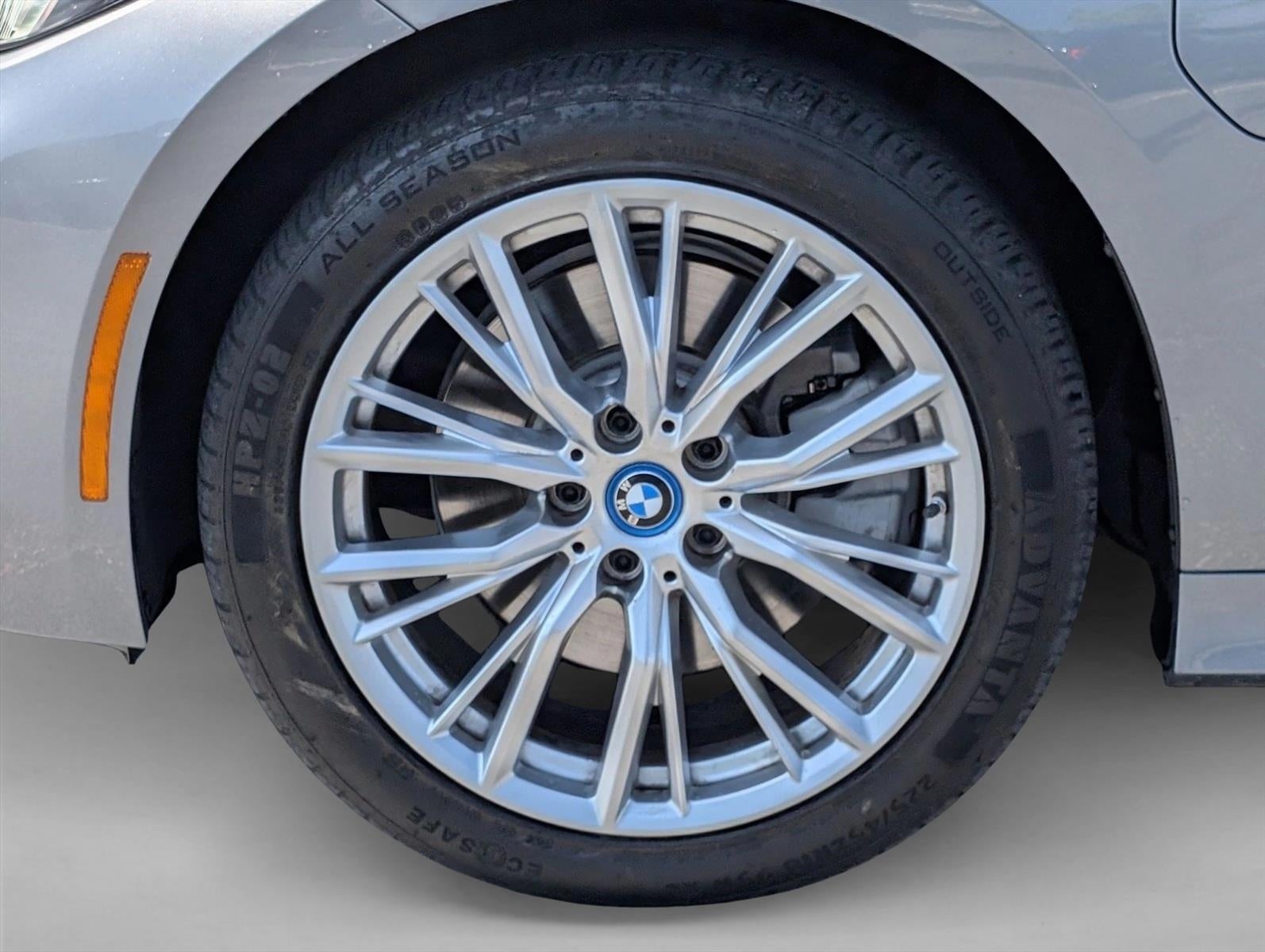 2024 BMW 330e Plug-In Hybrid