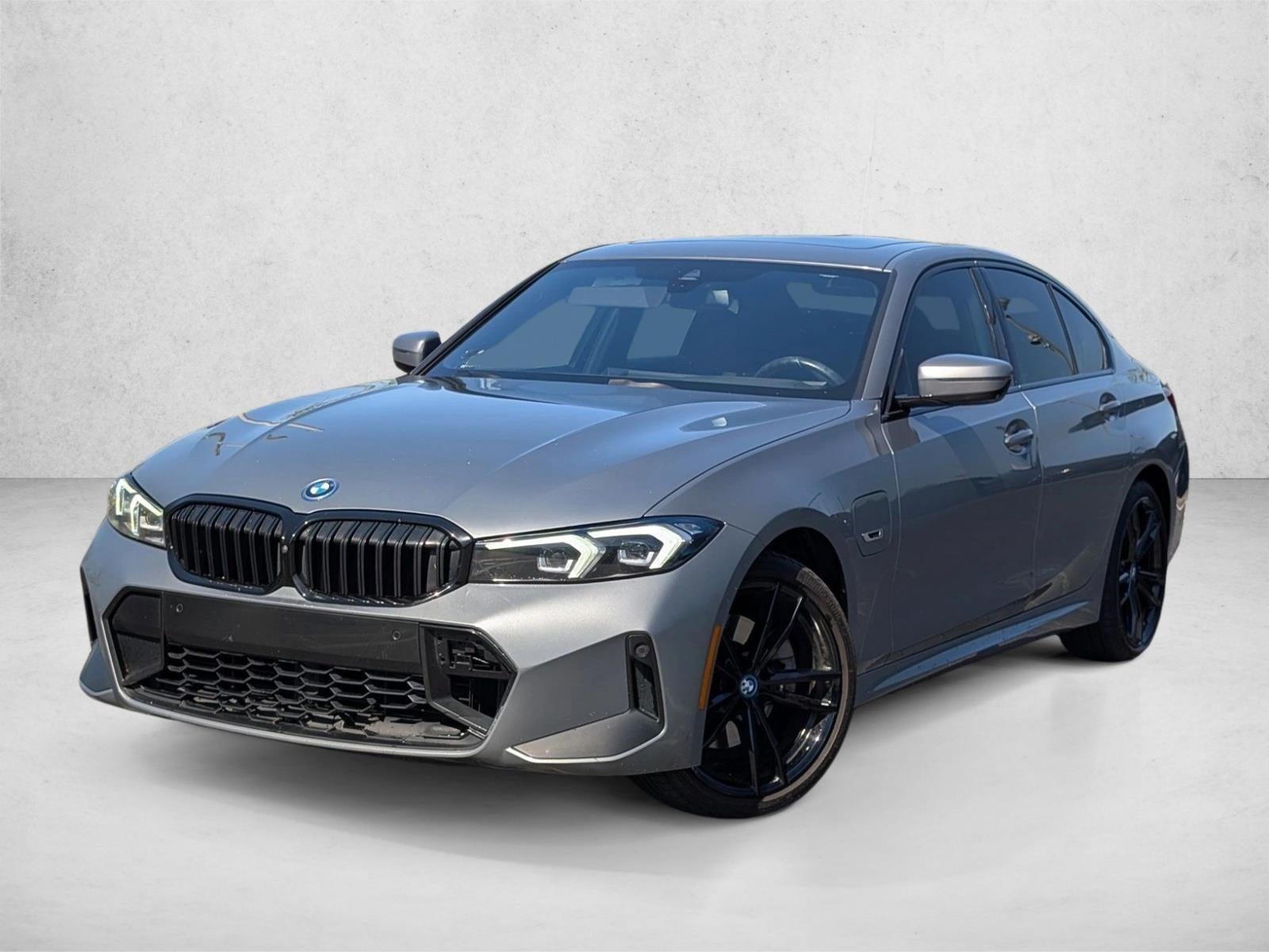 2023 BMW 330e xDrive Plug-In Hybrid