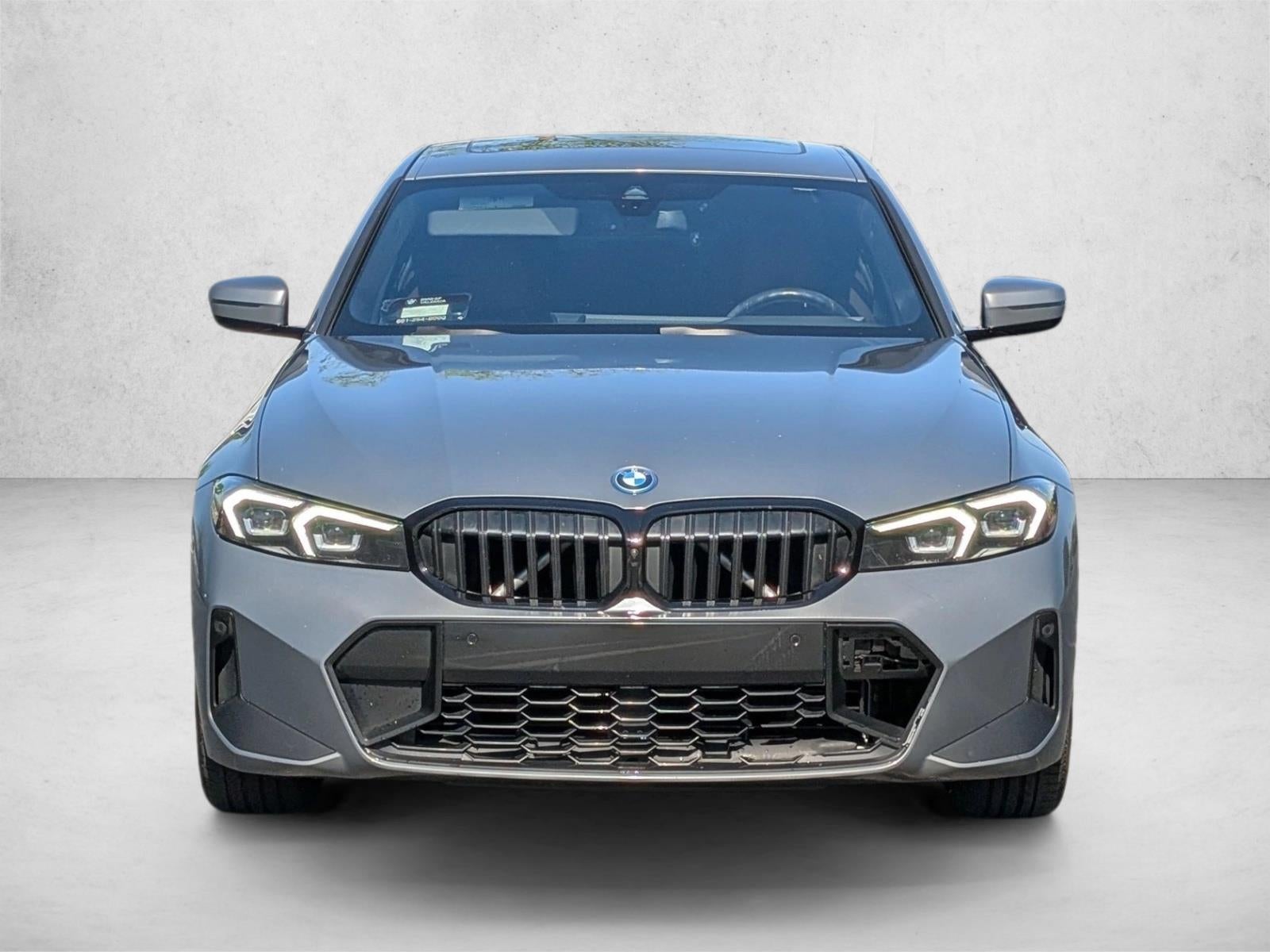 2023 BMW 330e xDrive Plug-In Hybrid