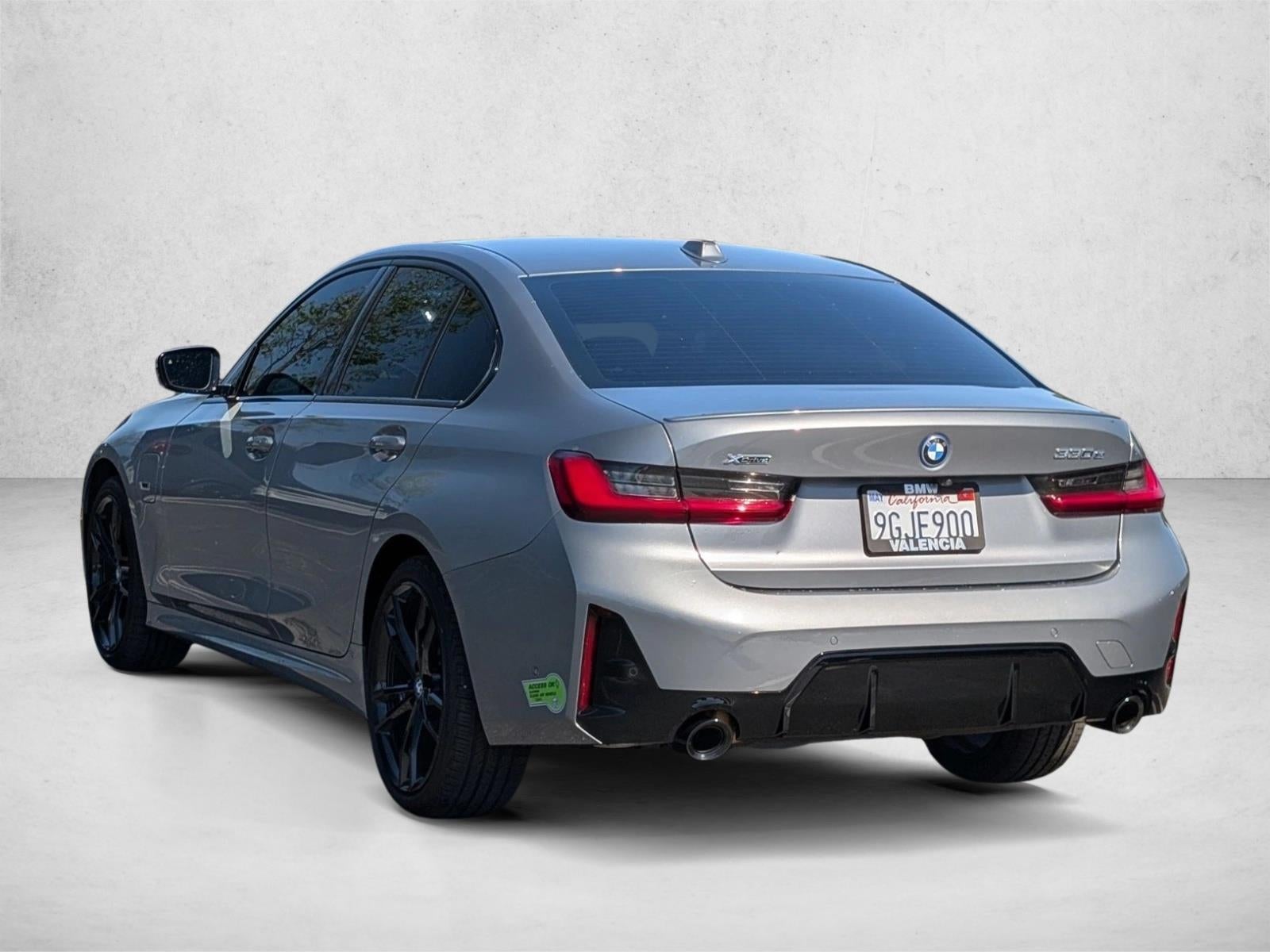 2023 BMW 330e xDrive Plug-In Hybrid