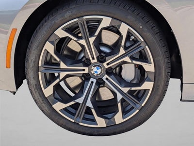 2025 BMW 330i Sedan
