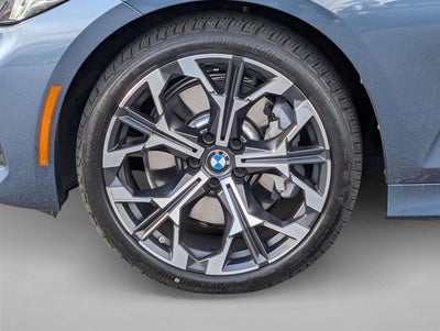 2025 BMW 330i Sedan