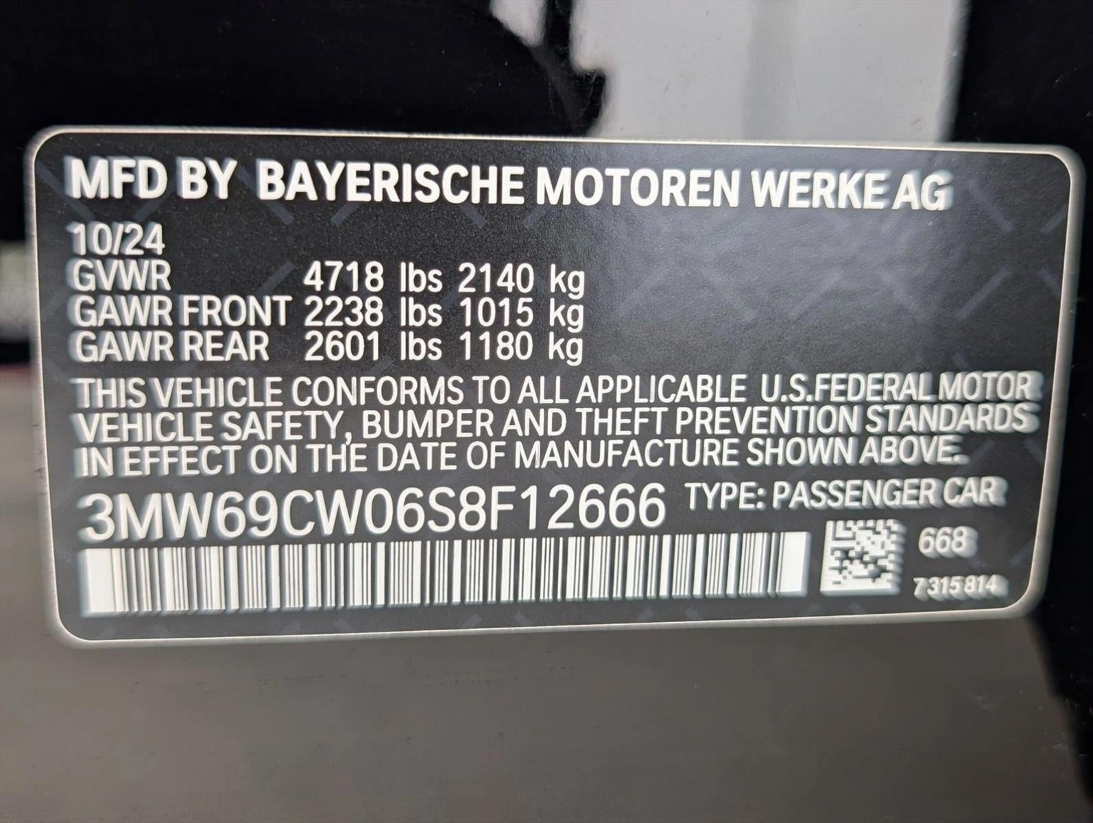 2025 BMW 330i Sedan