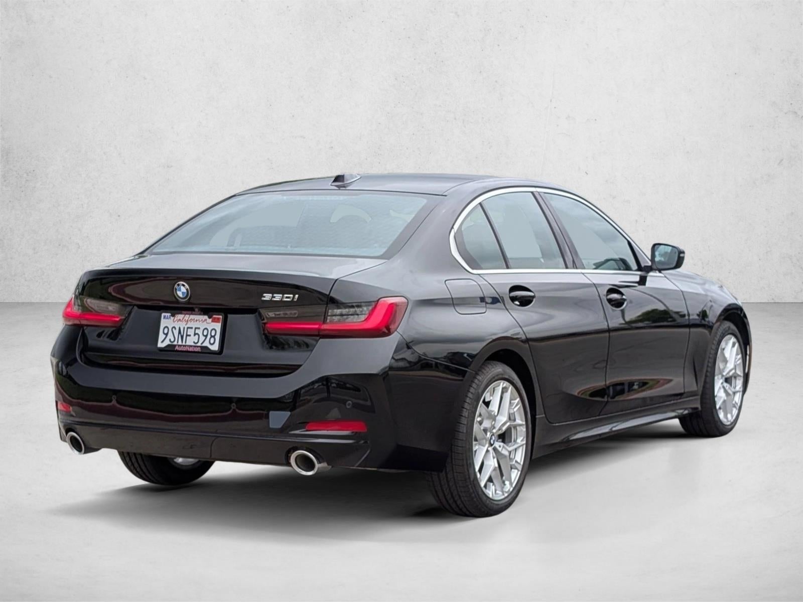 2025 BMW 330i Sedan