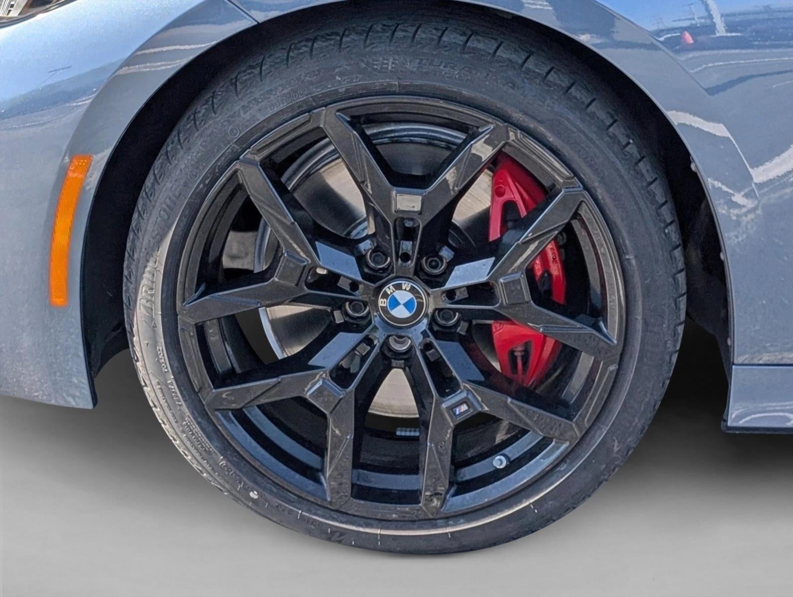 2025 BMW 330i Sedan