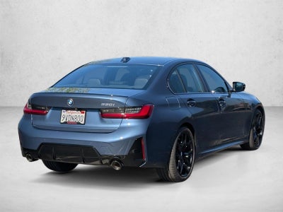 2025 BMW 330i Sedan