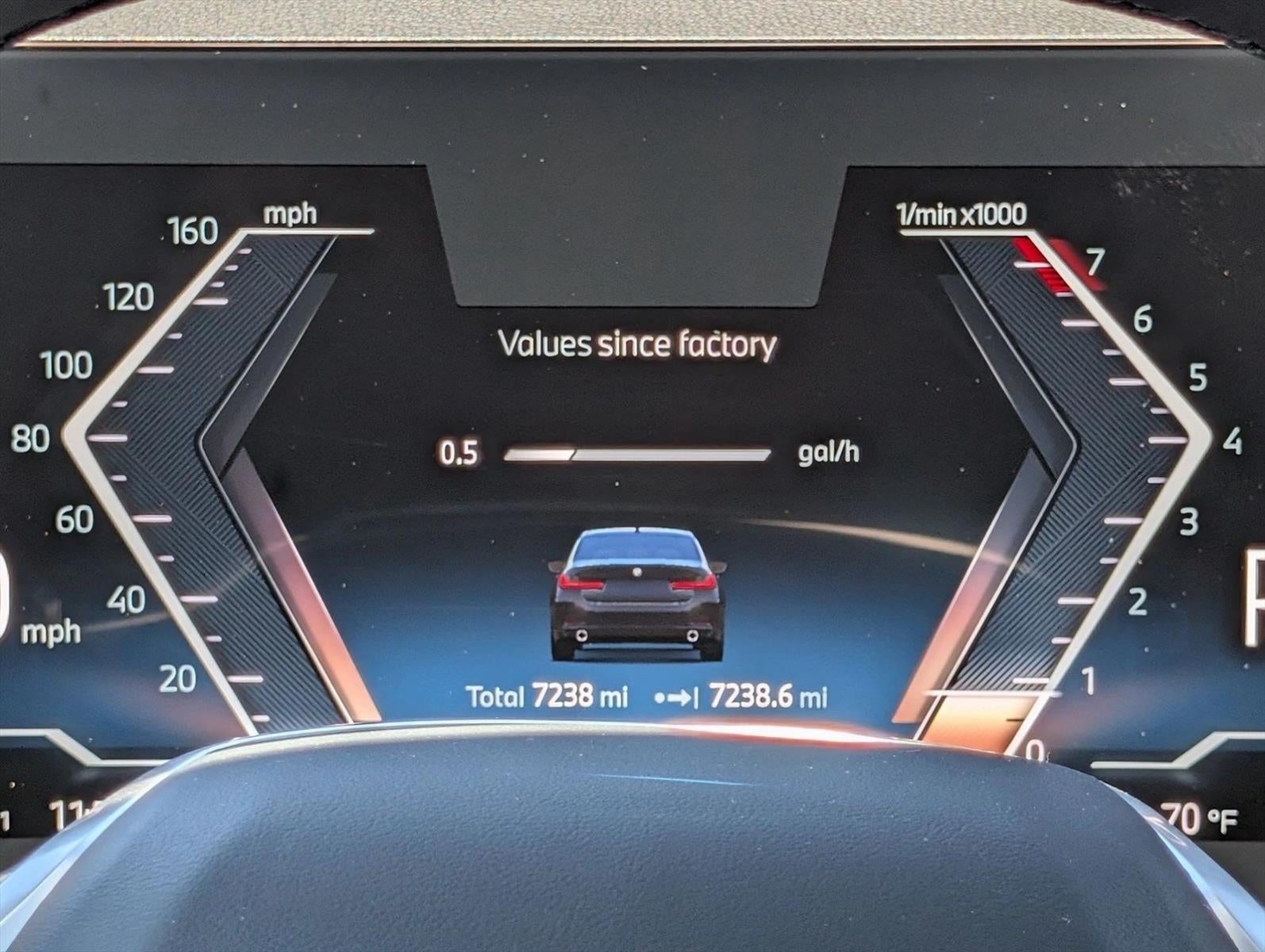 2025 BMW 330i Sedan