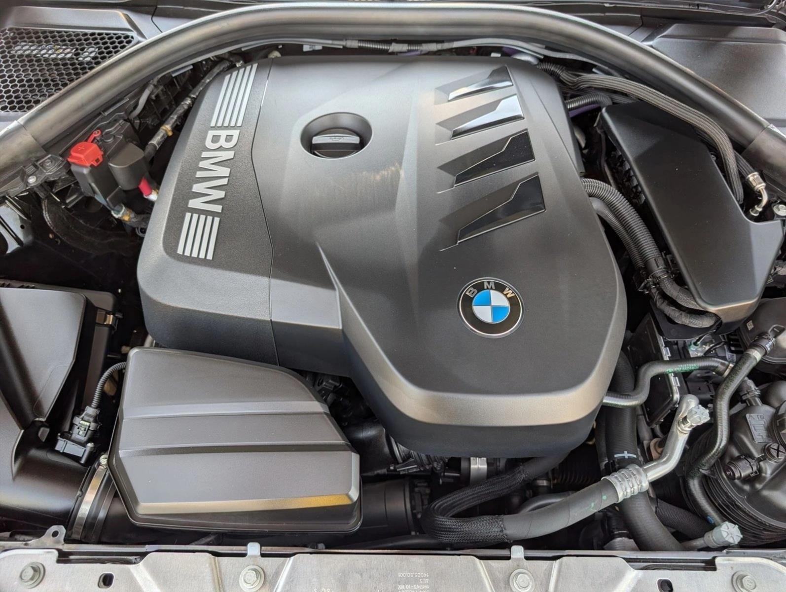 2025 BMW 330i Sedan