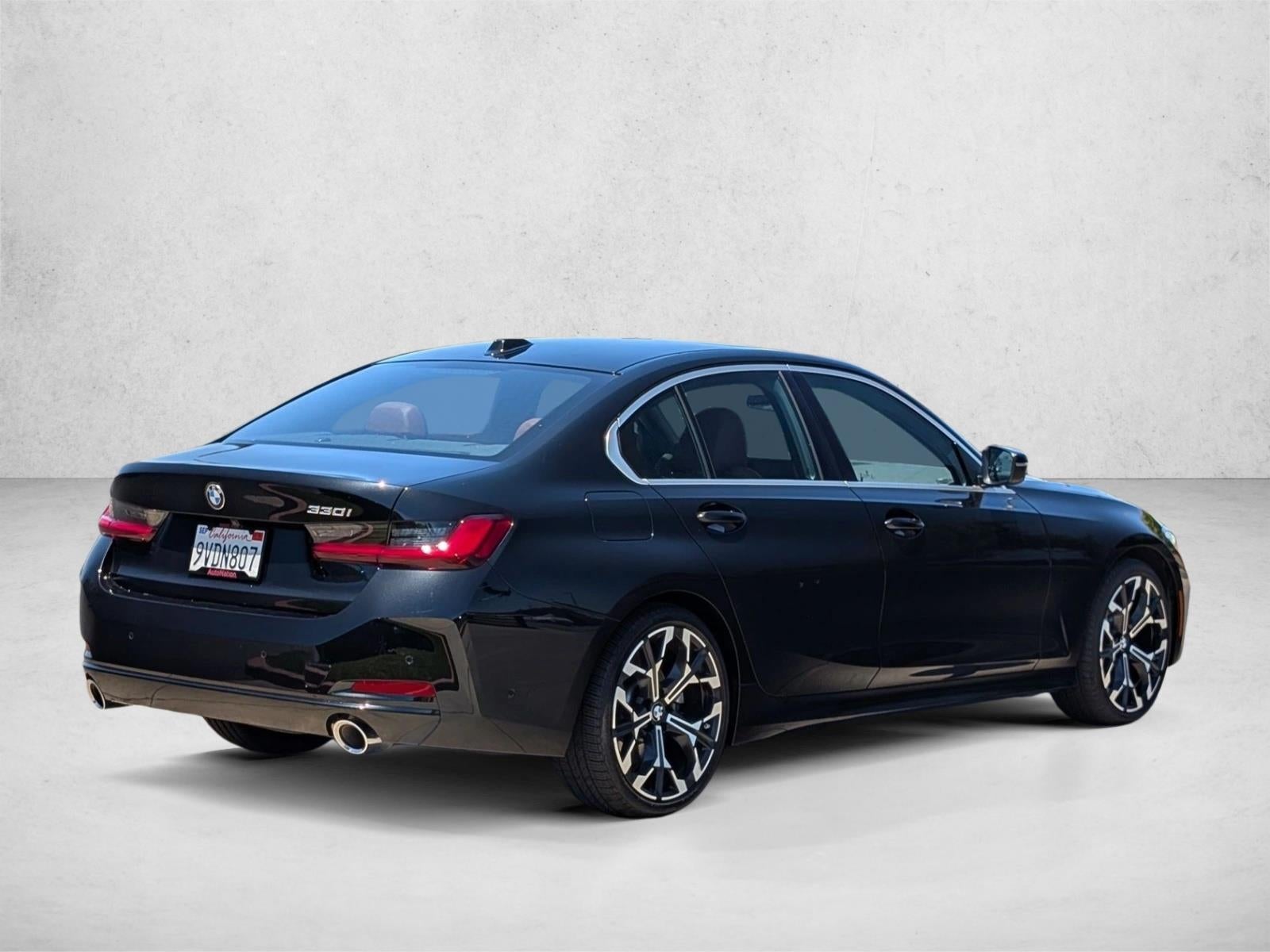 2025 BMW 330i Sedan