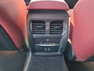2024 BMW 330i Sedan