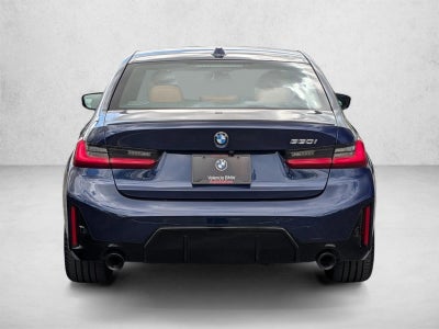 2023 BMW 330i Sedan